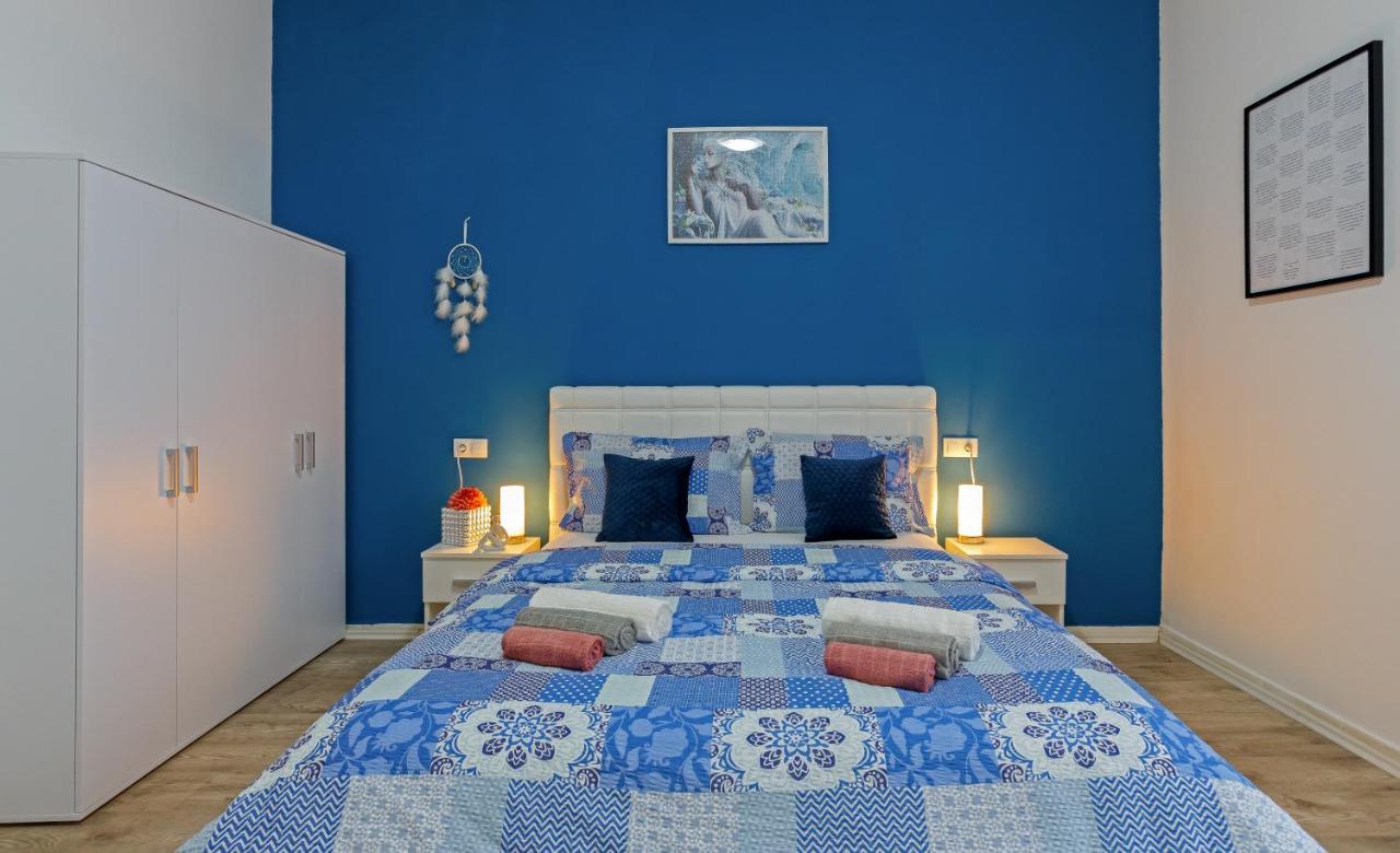 Rich Apartment Pula Zewnętrze zdjęcie