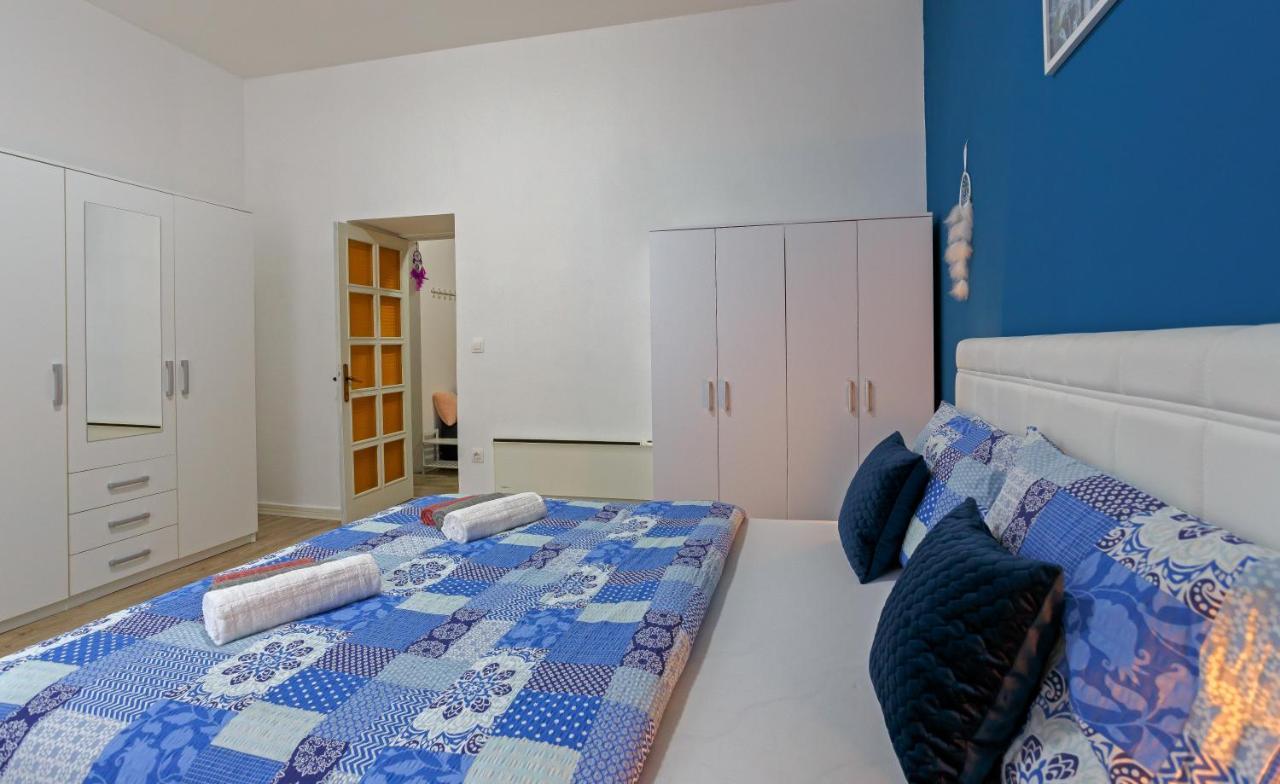 Rich Apartment Pula Zewnętrze zdjęcie